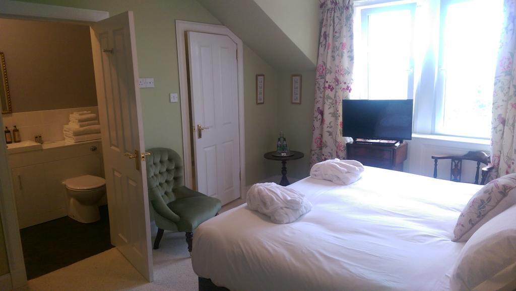 Lochinver Guesthouse Ayr Extérieur photo