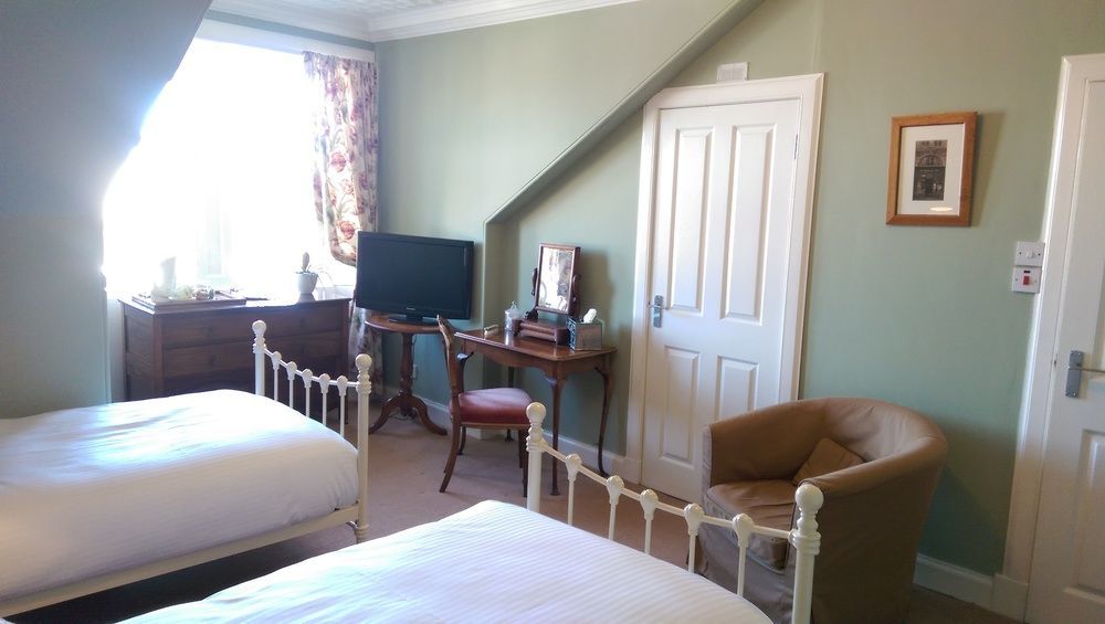 Lochinver Guesthouse Ayr Extérieur photo
