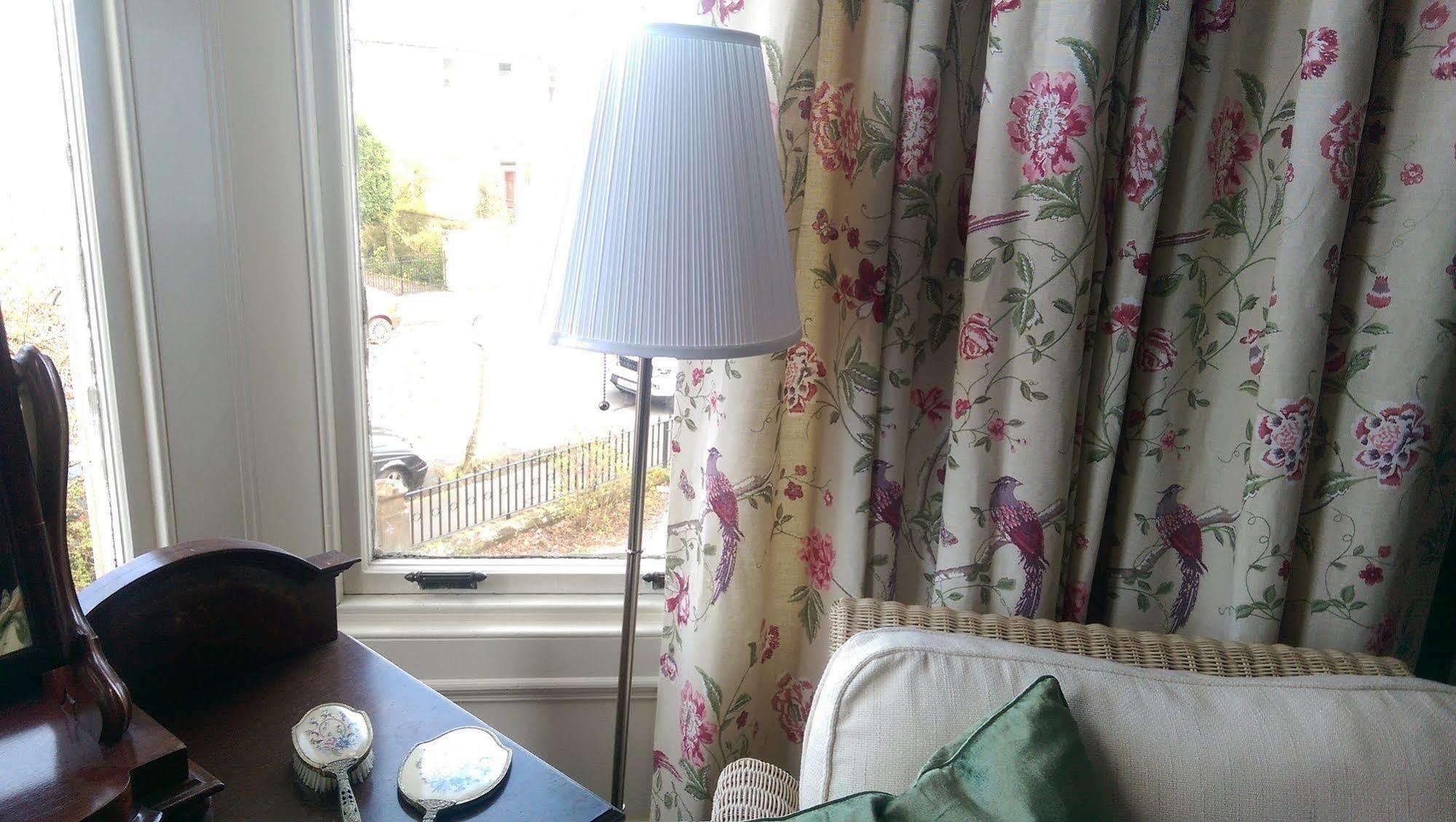 Lochinver Guesthouse Ayr Extérieur photo