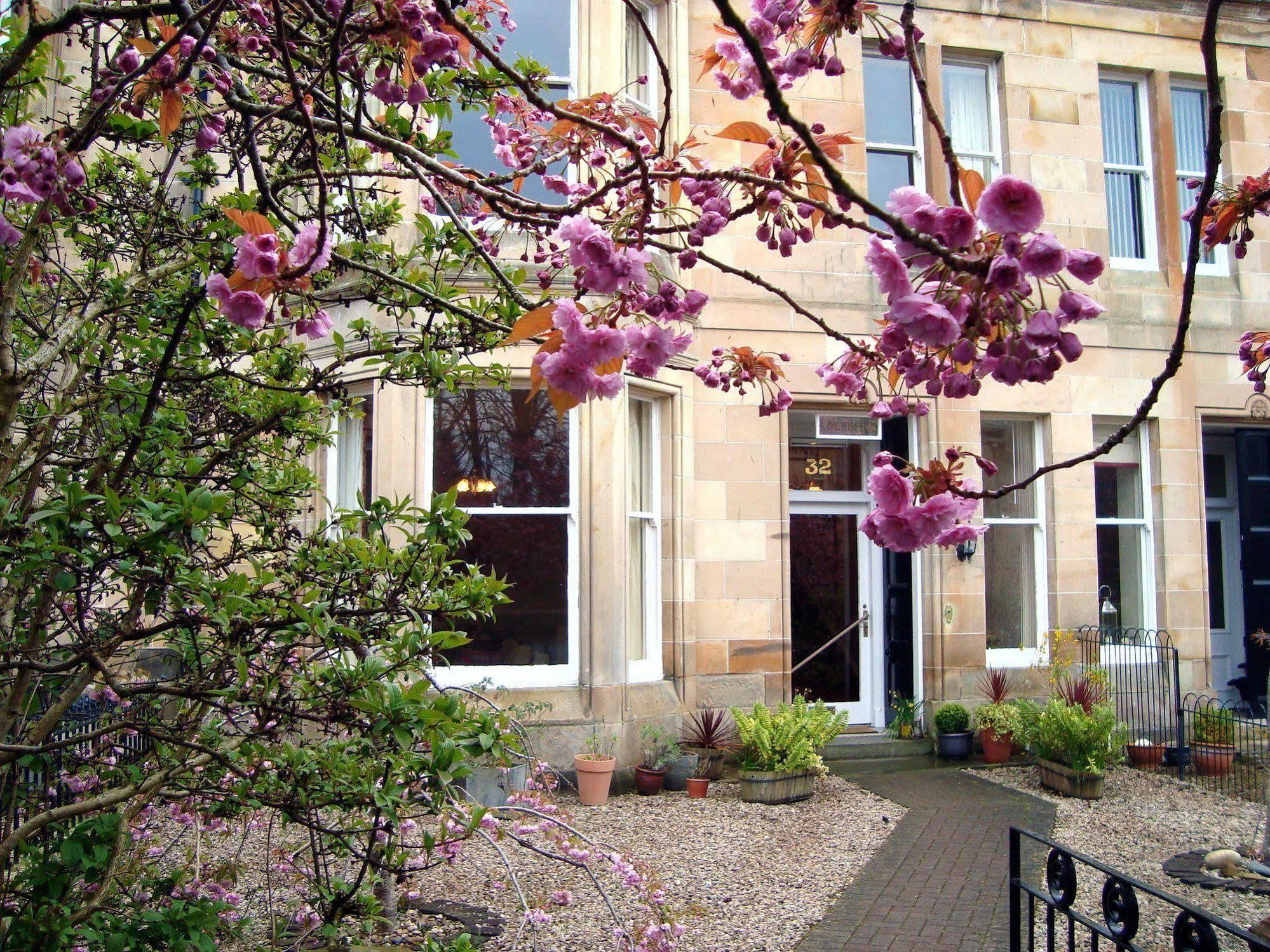 Lochinver Guesthouse Ayr Extérieur photo