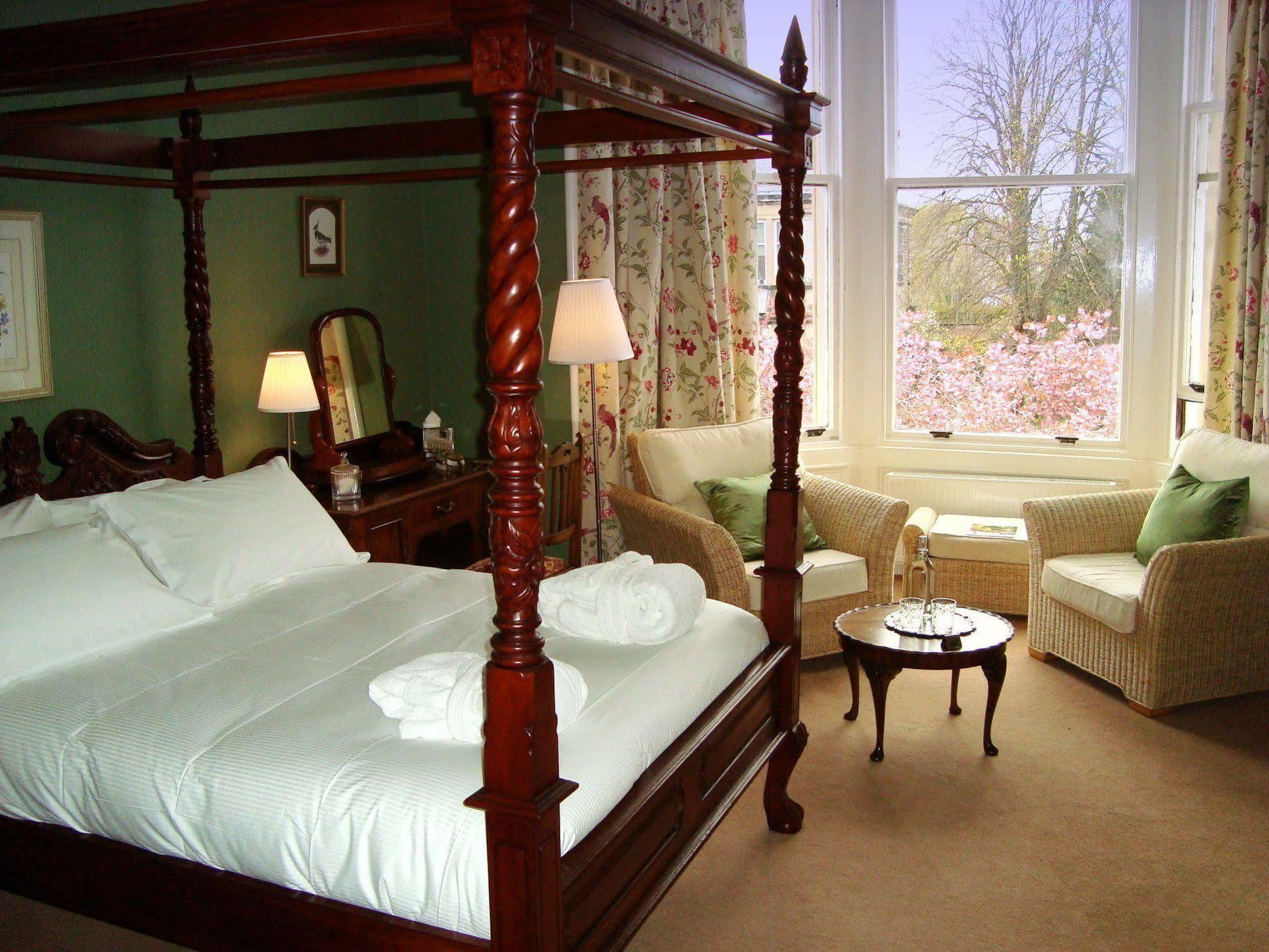 Lochinver Guesthouse Ayr Extérieur photo